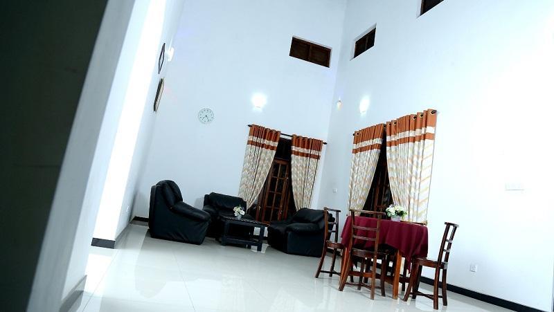 Grand Hilton Hotel Negombo Zewnętrze zdjęcie