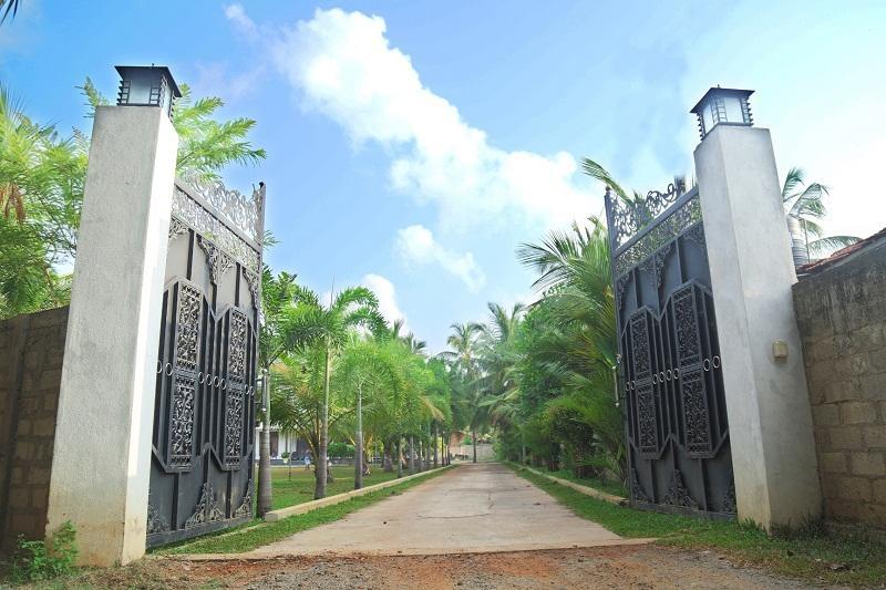 Grand Hilton Hotel Negombo Zewnętrze zdjęcie